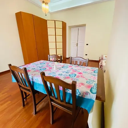 Garibaldi Super Rooms Bed & Breakfast *