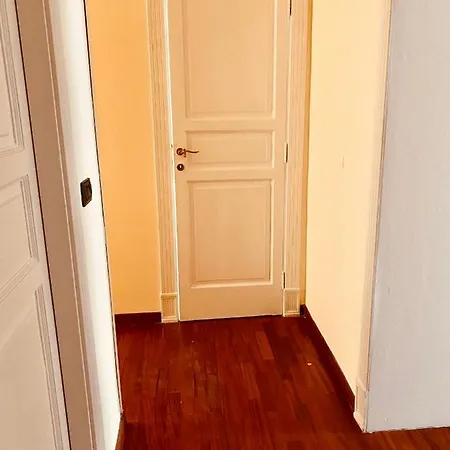 Garibaldi Super Rooms Alojamento de Acomodação e Pequeno-almoço *